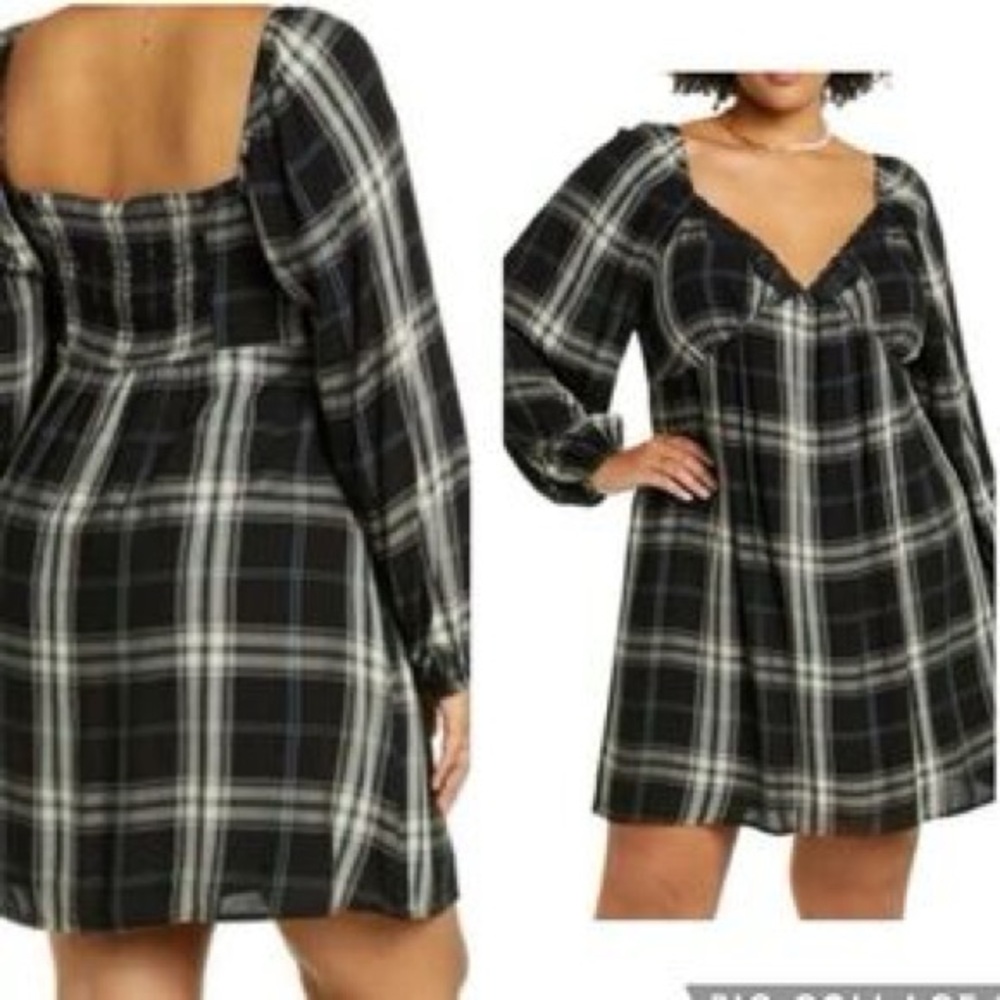 Cute Tartan Women's BabyDoll Dress w/Lace Detail.
